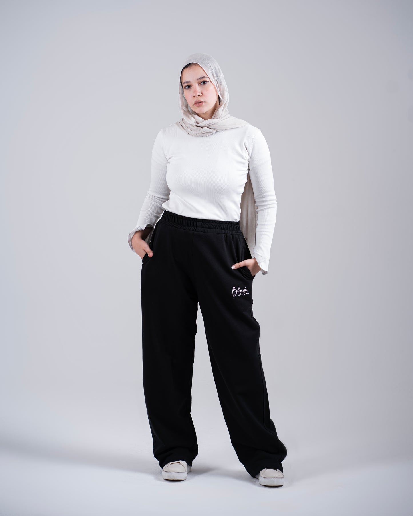 Box Fit Sweatpants - Black