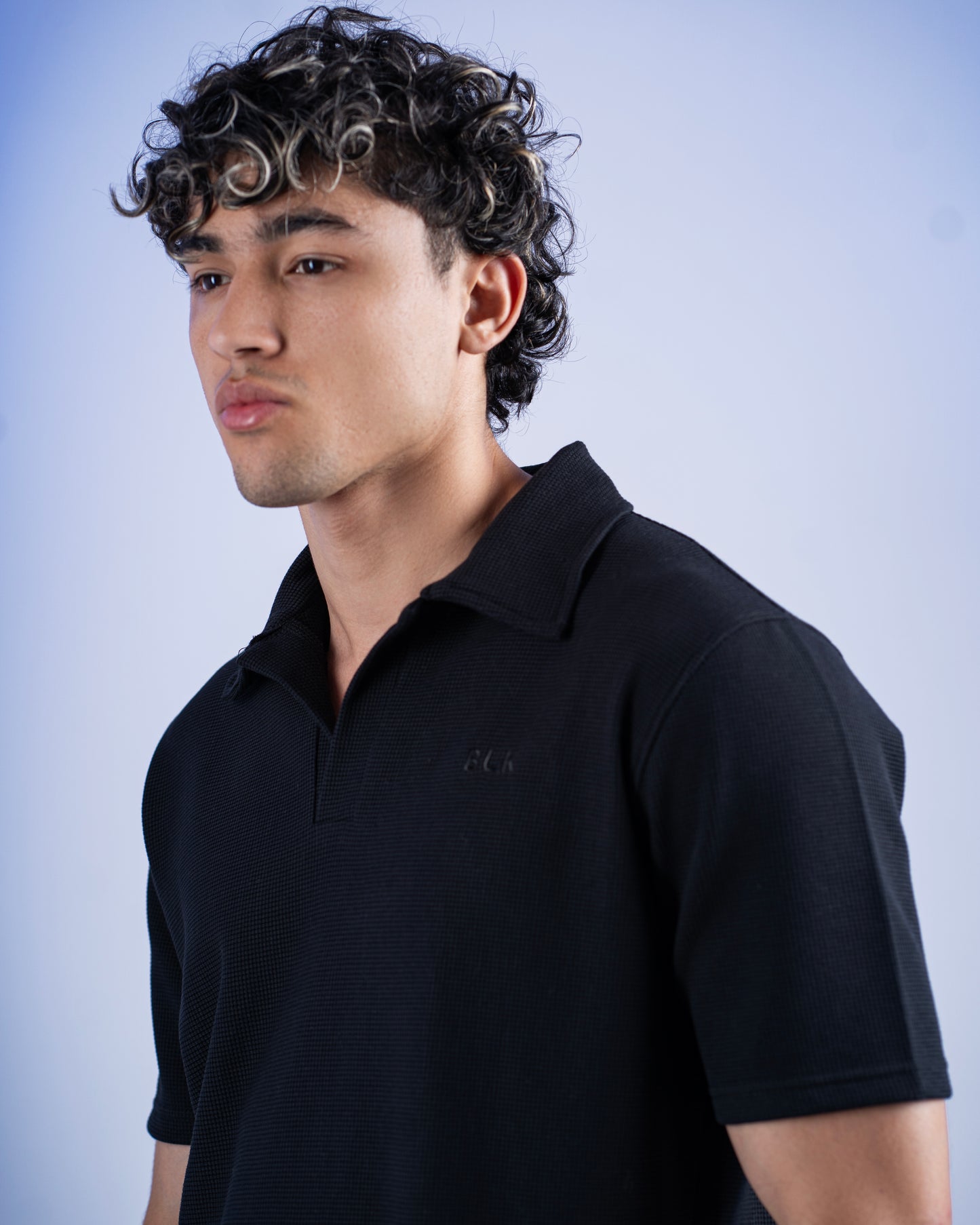 Biscuit Collar Tee – Black