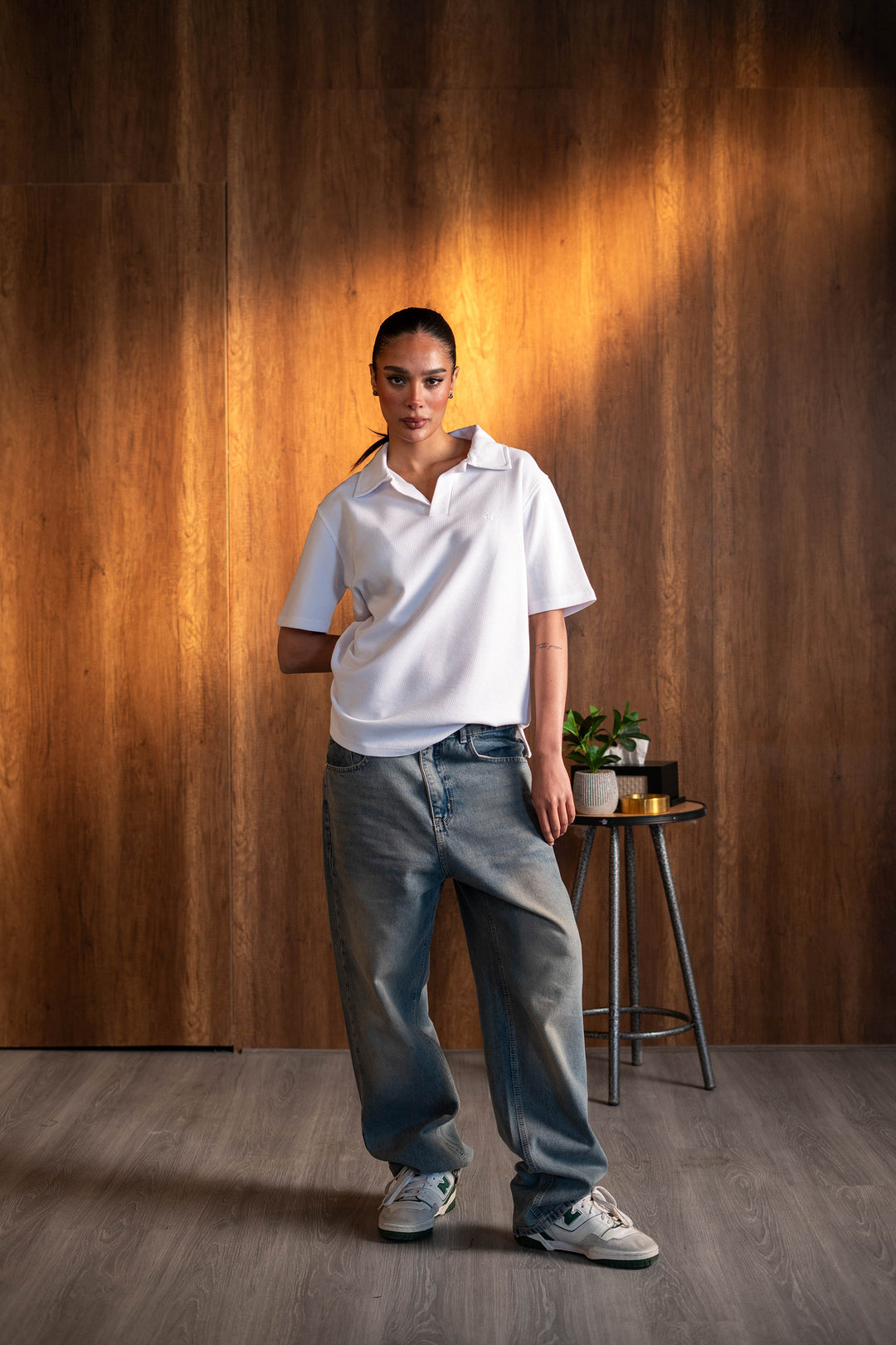 Biscuit Collar Tee – White