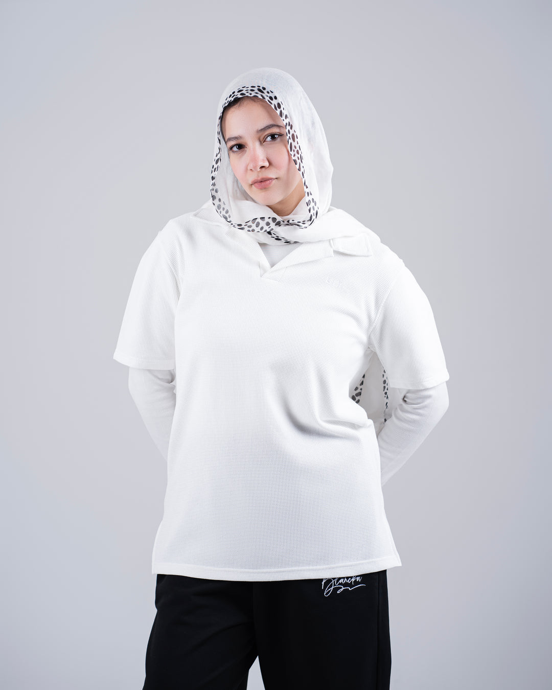 Biscuit Collar Tee – White