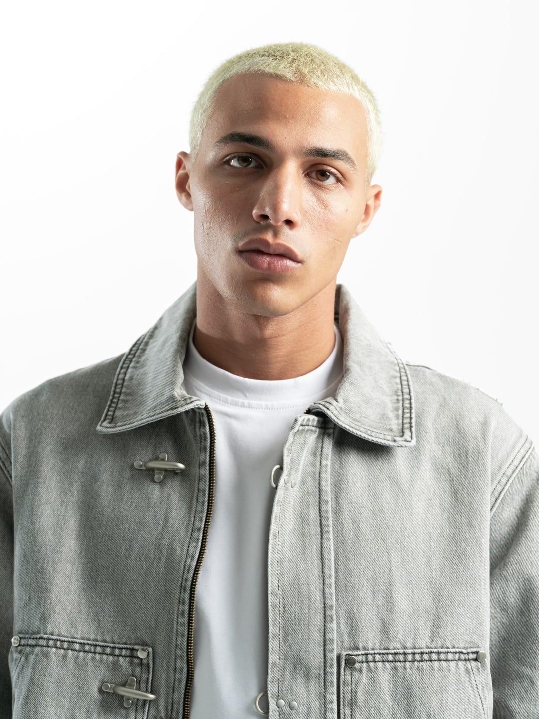 Clasp Denim Jacket – Washed Grey