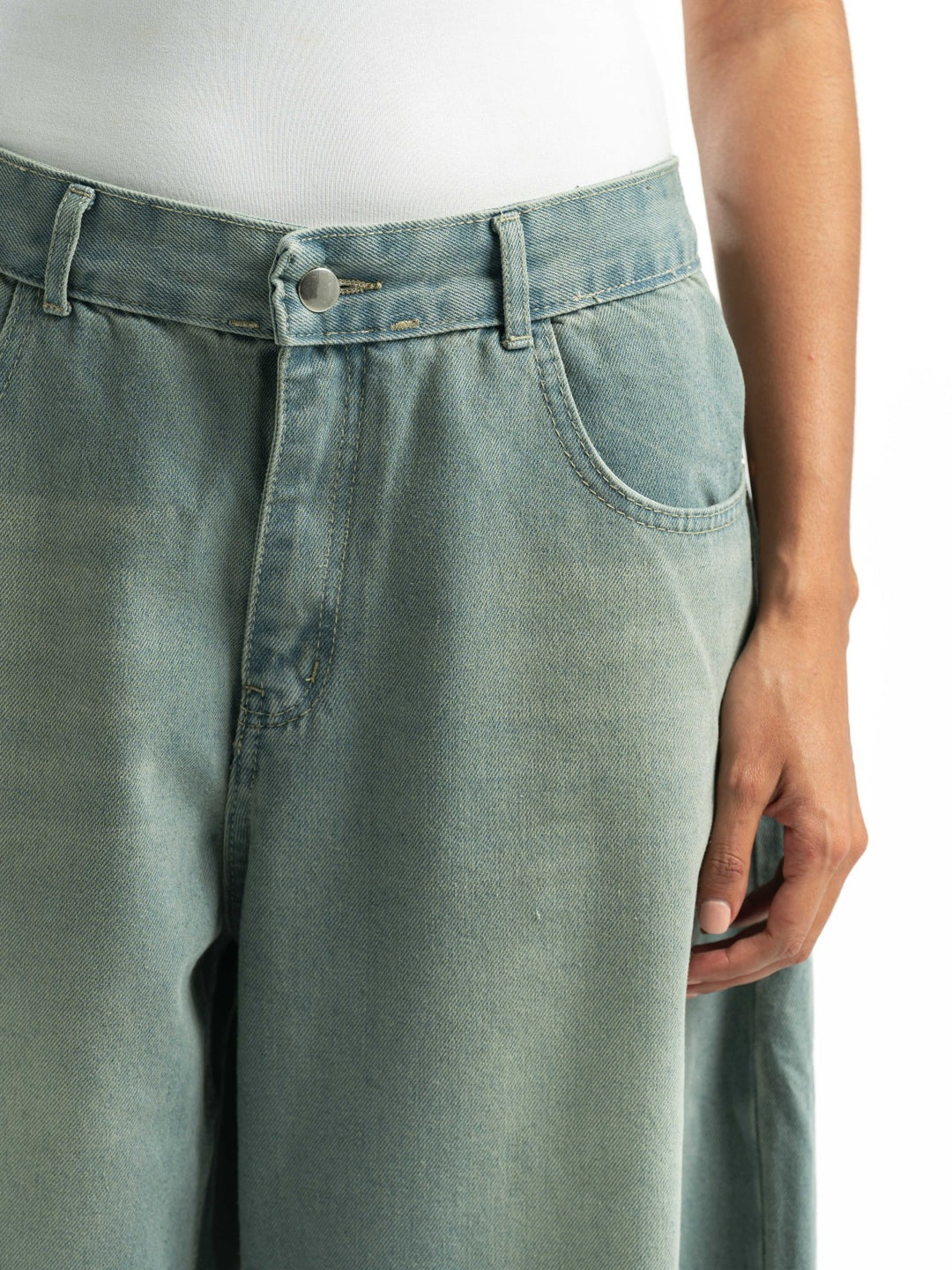 Balloon Fit Jeans – Light Dirty